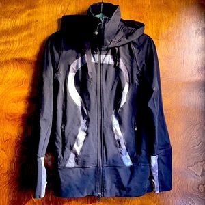 Lululemon zip up hoodie